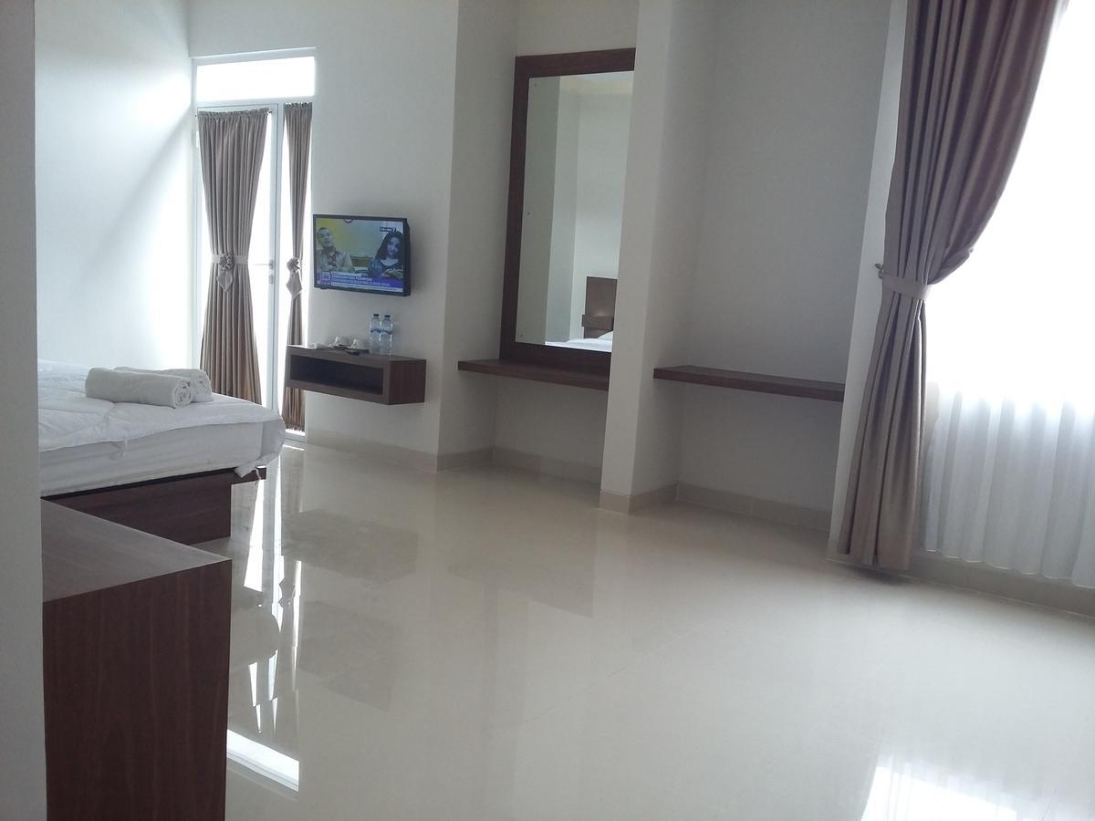 Malabar Park Hotel Bogor Exterior photo